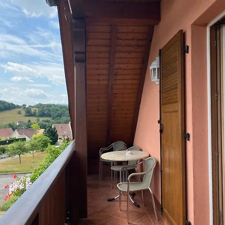 Le Val Frühstückspension