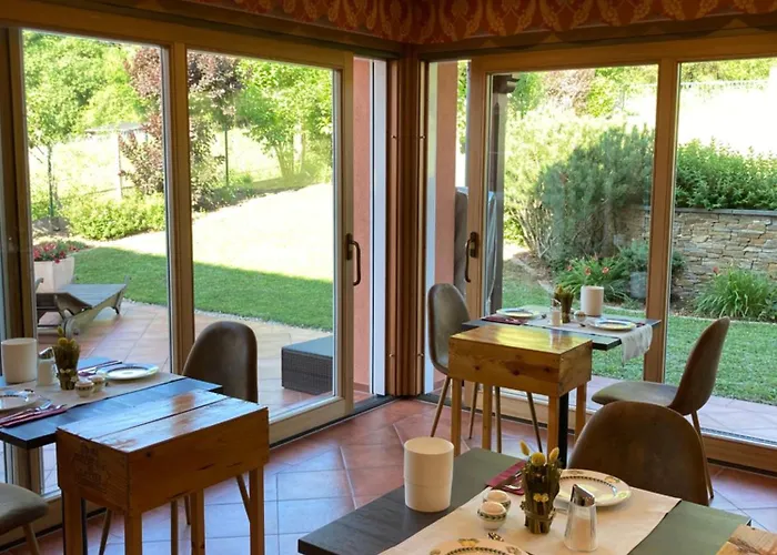 Le Val Bed & Breakfast