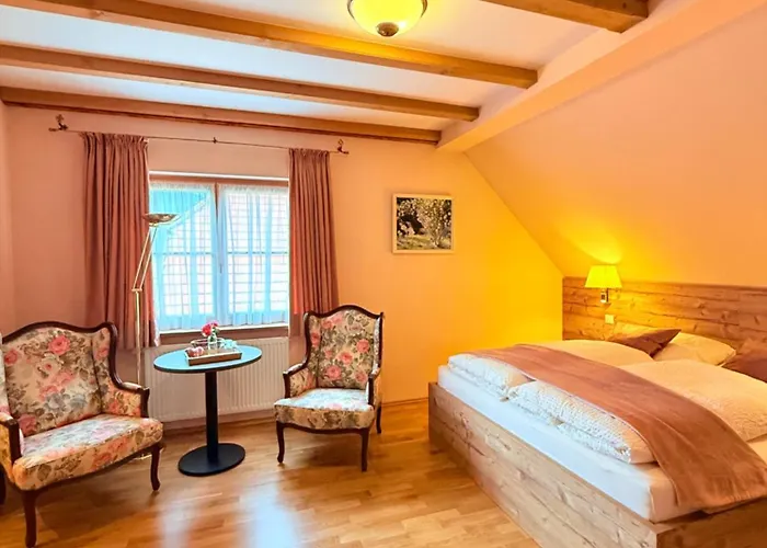 Le Val Bed & Breakfast